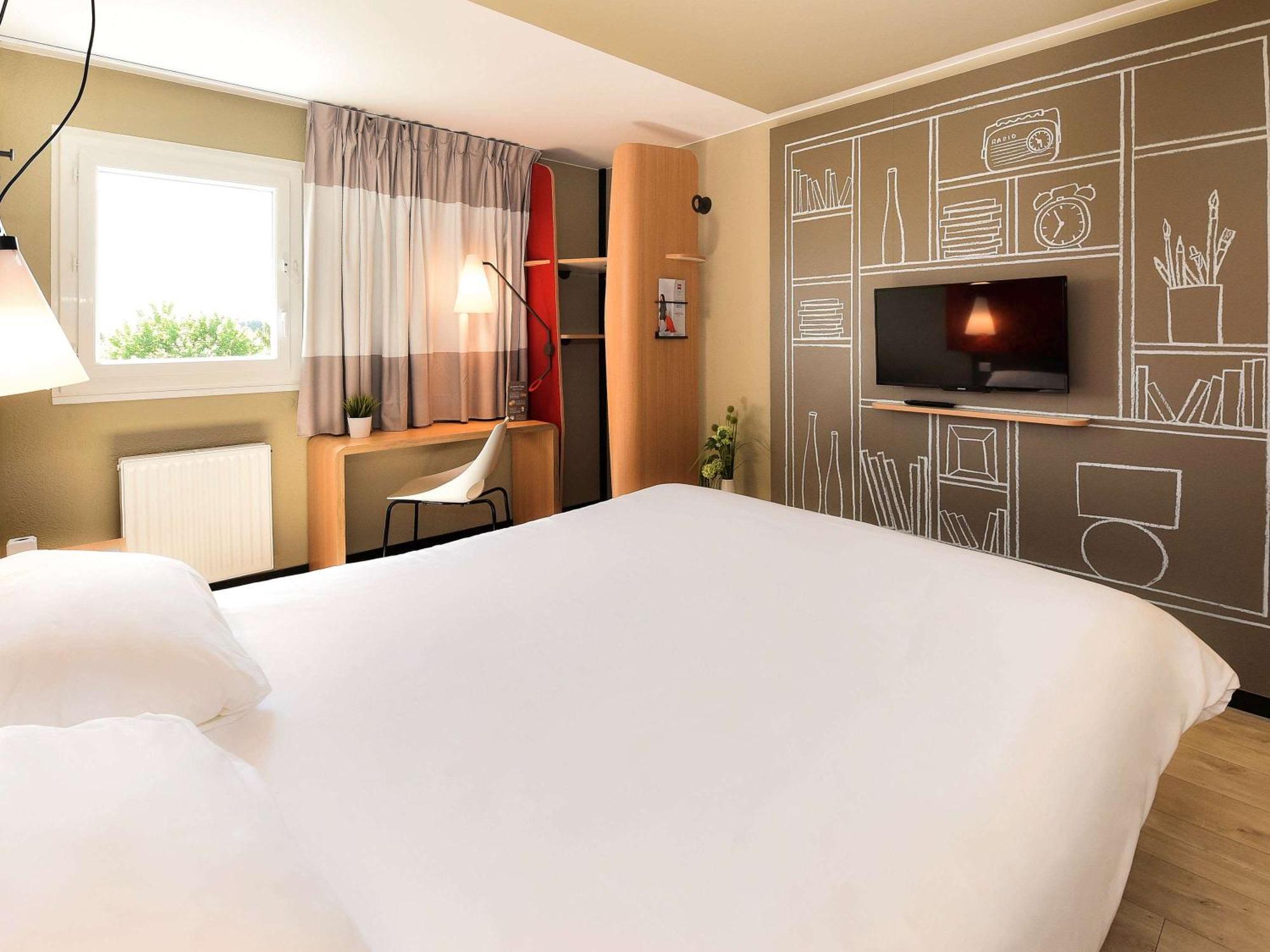 Ibis Beaune La Ferme Aux Vins ภายนอก รูปภาพ