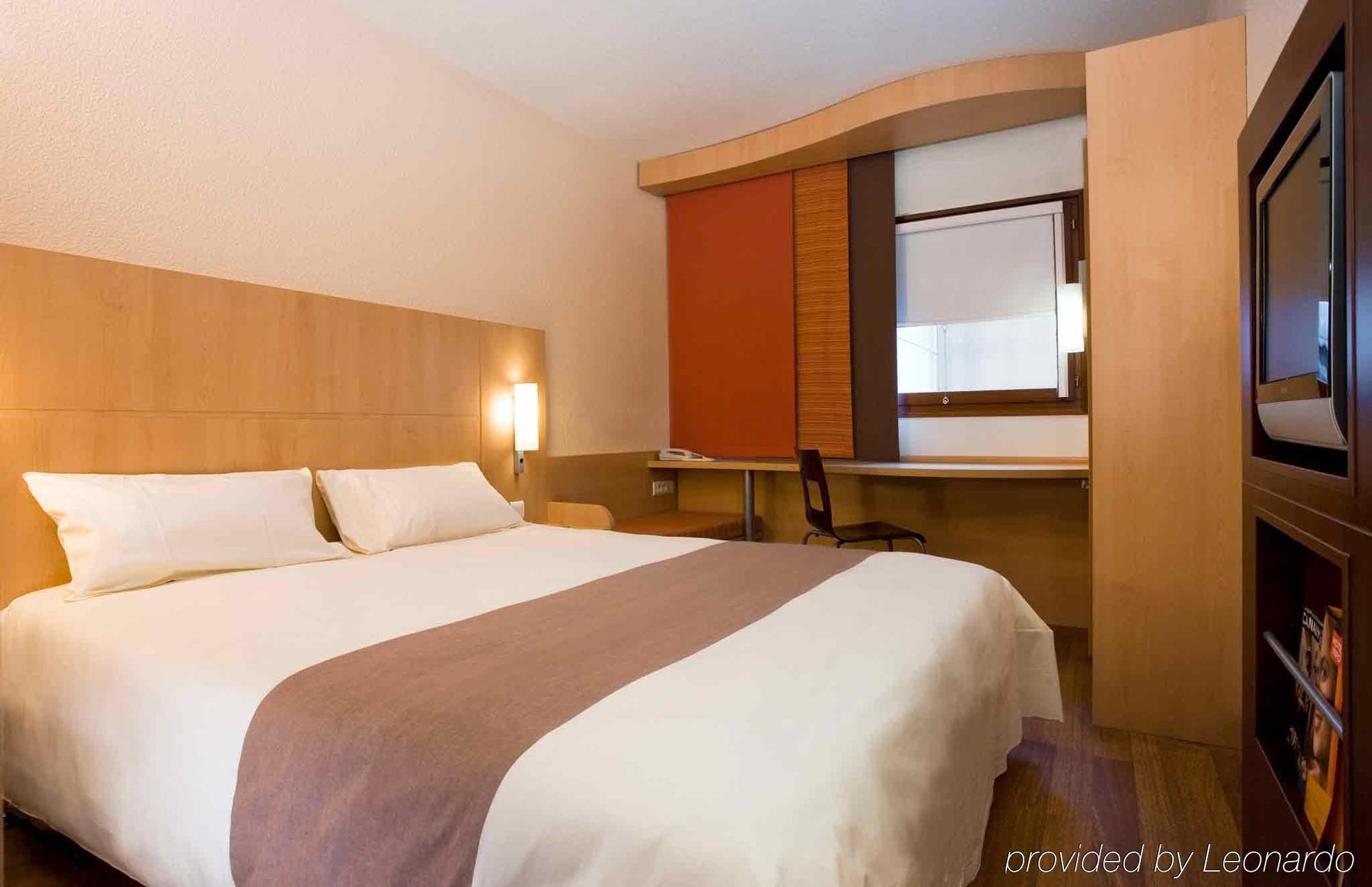 Ibis Beaune La Ferme Aux Vins ภายนอก รูปภาพ